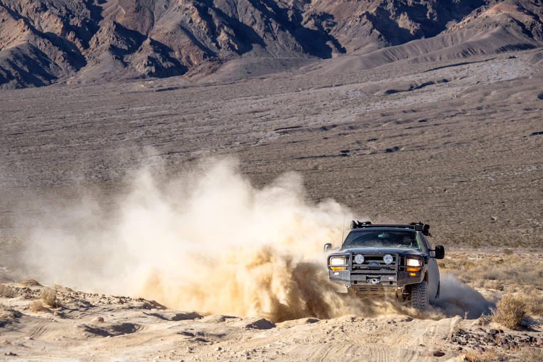 Best trail communication radios for solo overlanders: $100-$500 compared